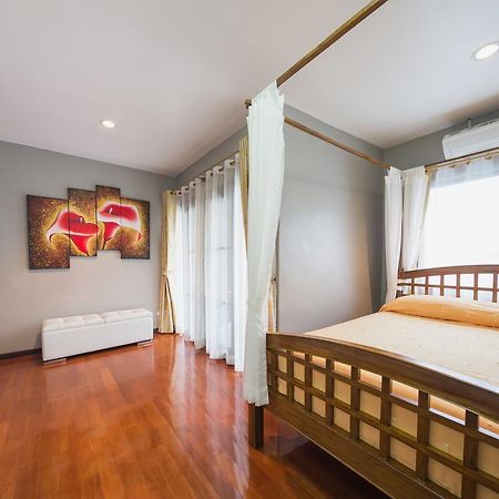 Luxury Town House In The Heart Of The Old City Chiang Mai Ngoại thất bức ảnh