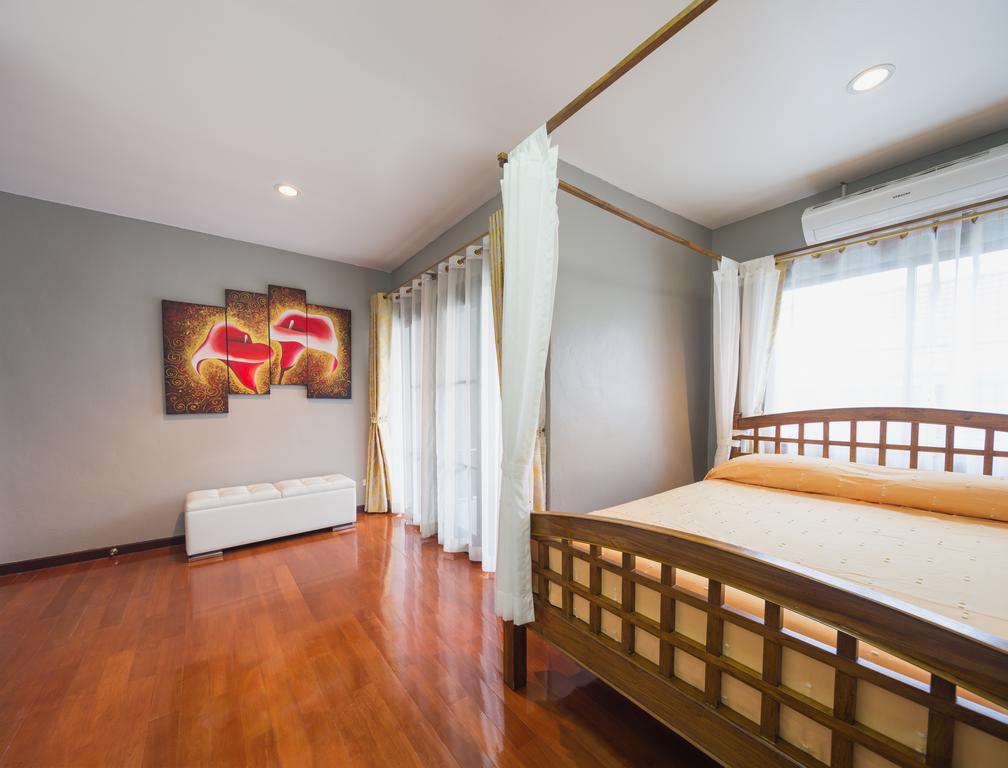 Luxury Town House In The Heart Of The Old City Chiang Mai Ngoại thất bức ảnh
